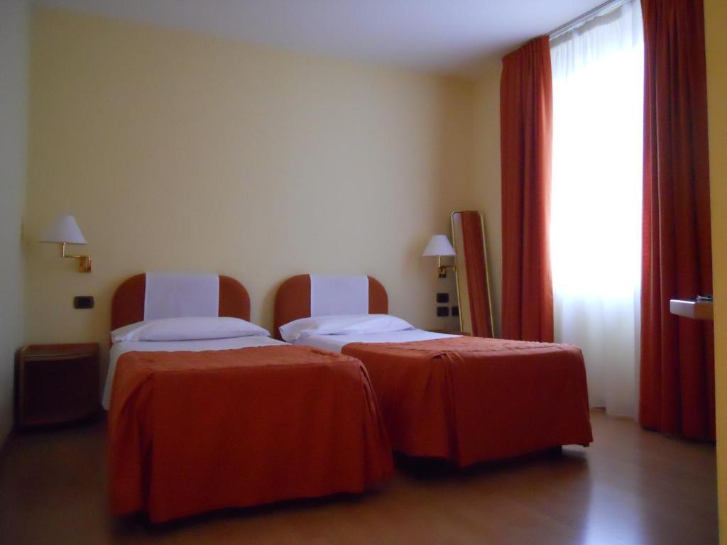 Albergo Italia Urbino Room photo